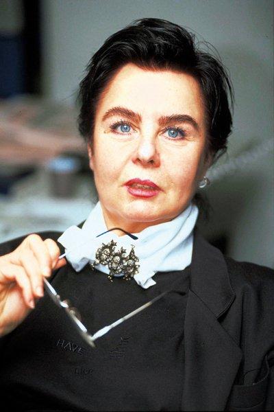 Fatma Girik'den 72. yaşına özel kutlama 