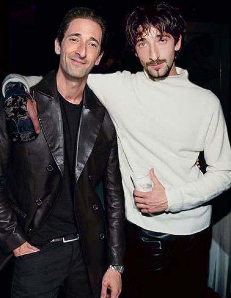 Ünlüler kendi gençlikleriyle poz verdi 