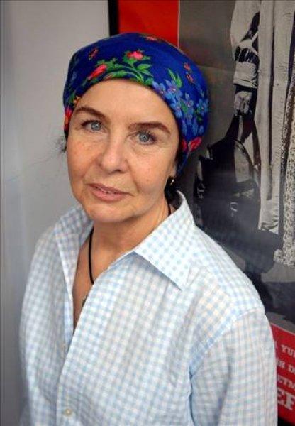 Fatma Girik'den 72. yaşına özel kutlama 