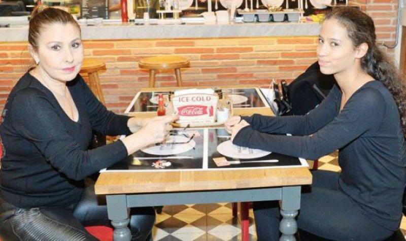 Gösteri dünyasındaki ünlülerin evlatlık çocukları - Resim 34