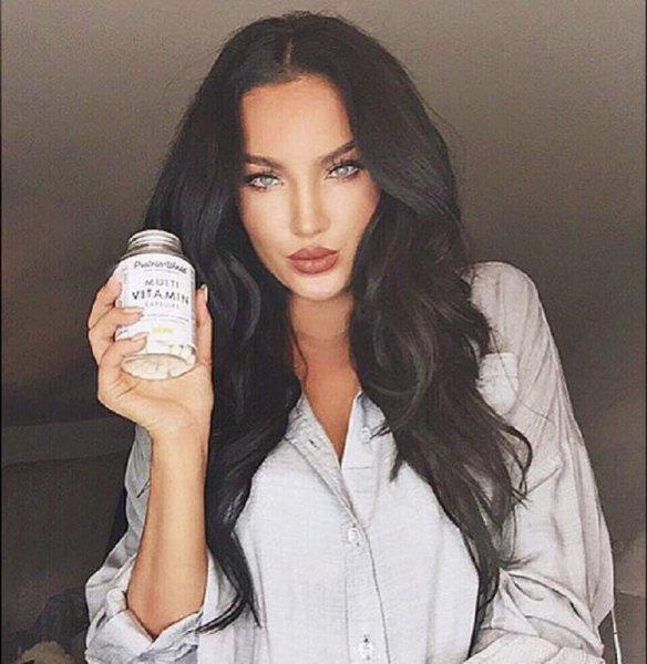 Instagram'ın yeni yıldızı Natalie Halcro 