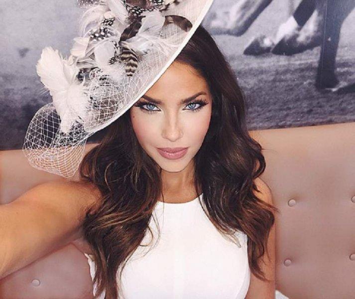 Instagram'ın yeni yıldızı Natalie Halcro 