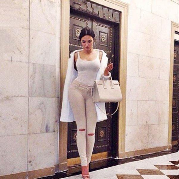 Instagram'ın yeni yıldızı Natalie Halcro 