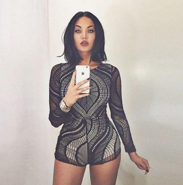 Instagram'ın yeni yıldızı Natalie Halcro 
