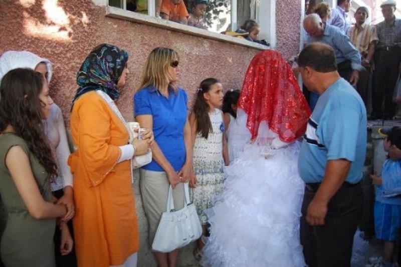 Türkiye'den ilginç düğün gelenekleri