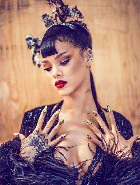 Rihanna: Benzema ve Hamilton'la sadece seviştim