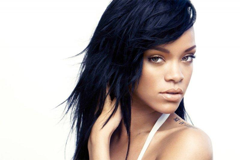 Rihanna: Benzema ve Hamilton'la sadece seviştim