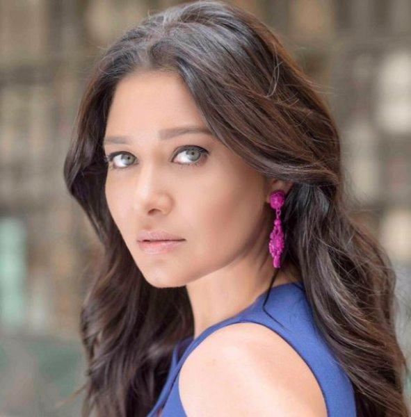 Nurgül Yeşilçay Paramparça dizisinden ayrılmak istiyor