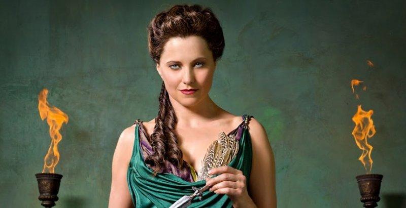 Zeyna'ya hayat veren oyuncu Lucy Lawless'ın değişimi 