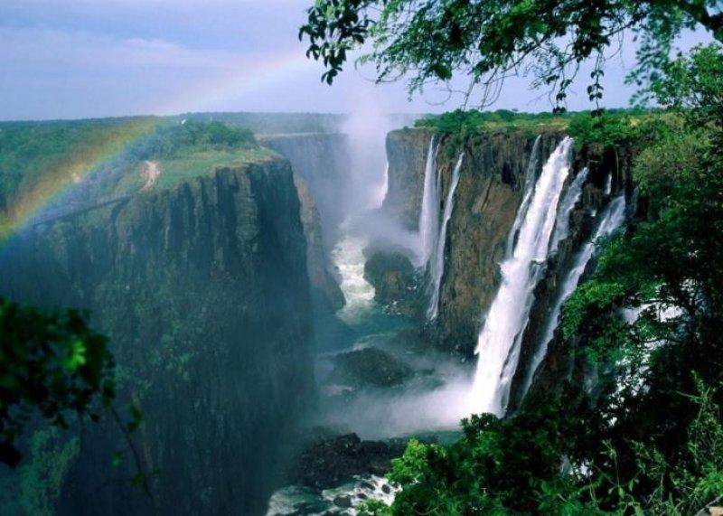 Dünyanın en görkemli akarsuyu: Victoria Şelalesi