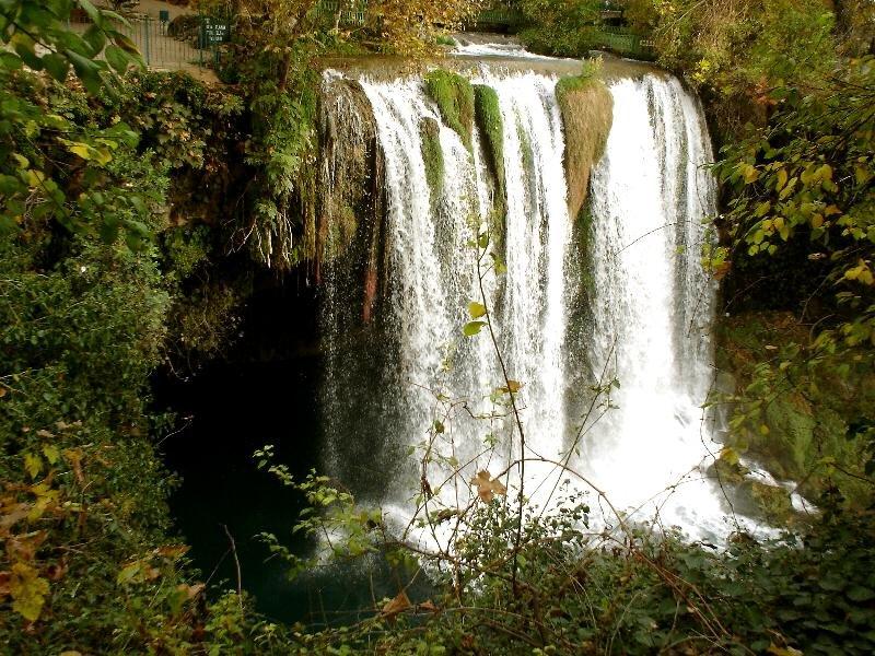 Dünyanın en görkemli akarsuyu: Victoria Şelalesi