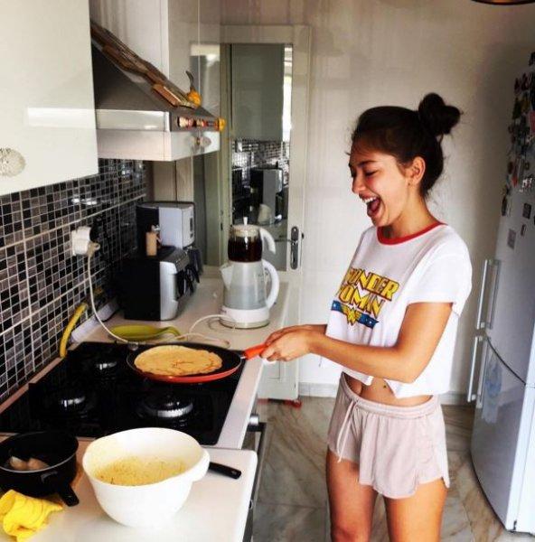 Neslihan Atagül'ün gözaltı torbalarından kurtuldu