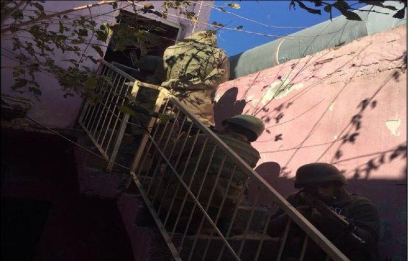 Diyarbakır'da PKK'nın görüntü izleme merkezi çökertildi