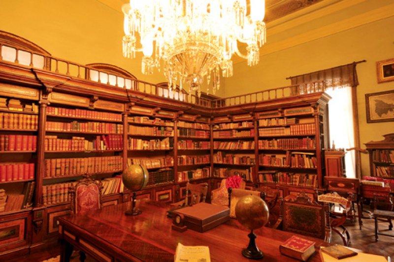 Dünyanın en zengin adamı Bill Gates'in muhteşem evi 