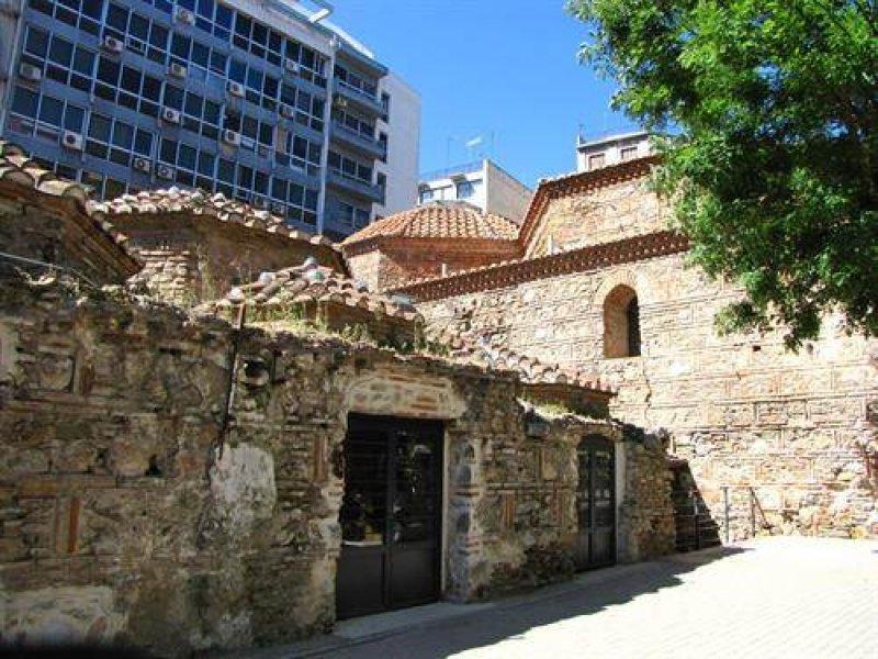 Kadınların girmesi yasak olduğu tek yer: Aynaroz