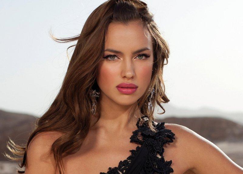 Irina Shayk 30 yaşında 