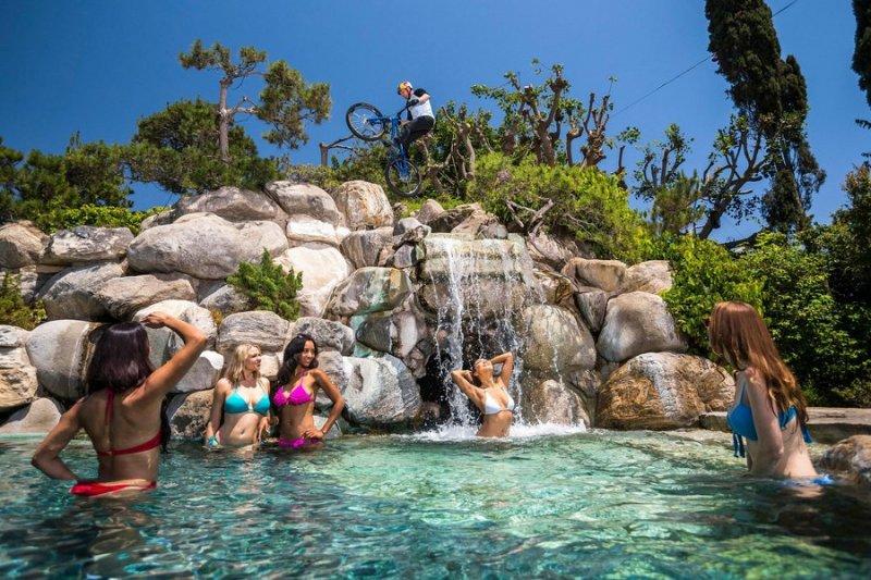 Playboy Malikanesi 200 milyon dolara satışa çıkartıldı