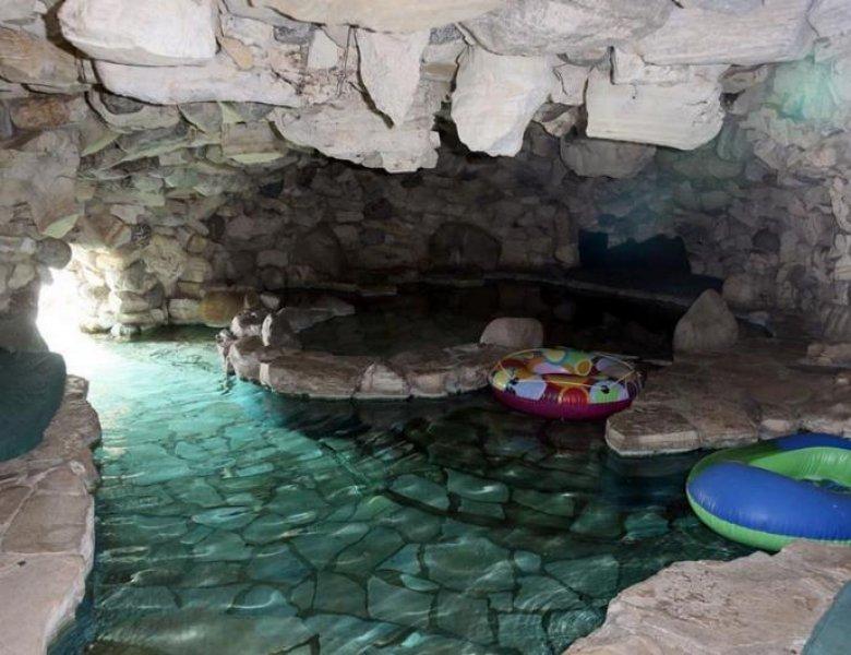 Playboy Malikanesi 200 milyon dolara satışa çıkartıldı