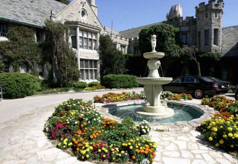 Playboy Malikanesi 200 milyon dolara satışa çıkartıldı