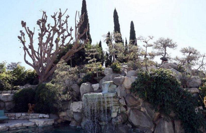 Playboy Malikanesi 200 milyon dolara satışa çıkartıldı