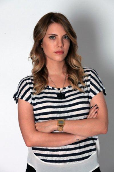 Güzel oyuncu Eda Ece sorguya çekildi 