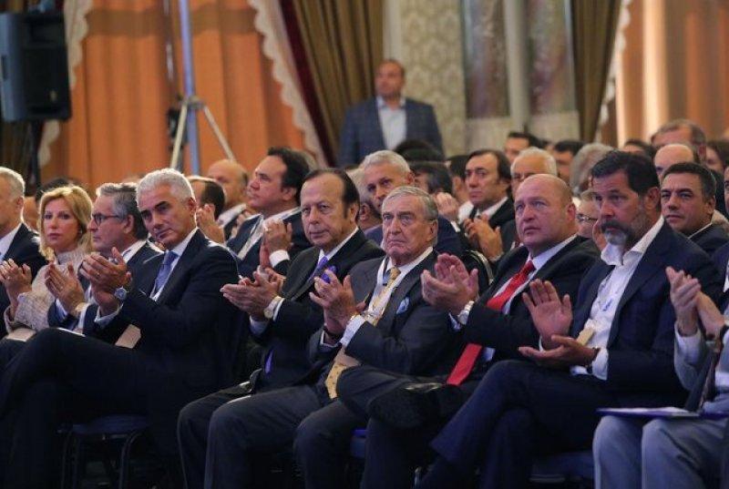 Mustafa Vehbi Koç kimdir?