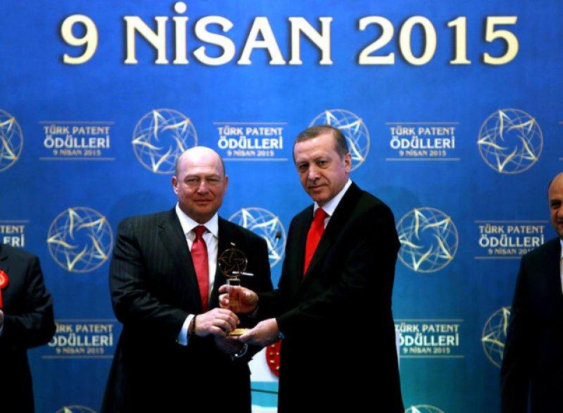 Mustafa Vehbi Koç kimdir?