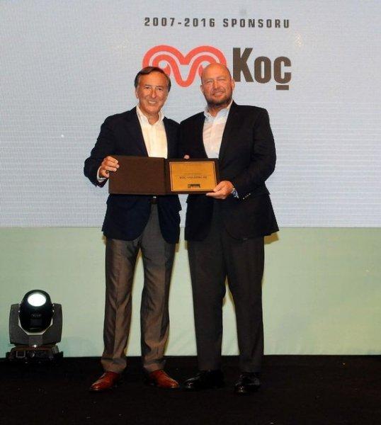 Mustafa Vehbi Koç kimdir?