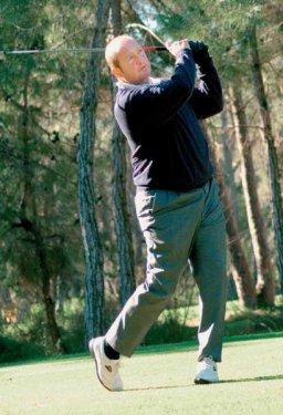 Mustafa Vehbi Koç kimdir?