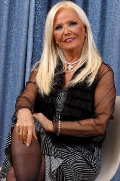 Genç yaşta evlenen ünlüler