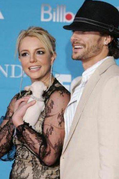 Genç yaşta evlenen ünlüler