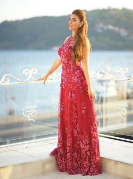 Ebru Şancı'ya doğum hediyesi