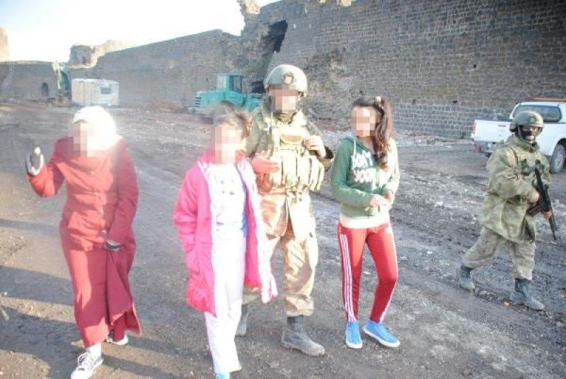 Sur'da vatandaşların teröre isyanı