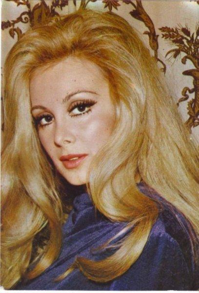 Zamane dergisi Ses'in kapak güzelleri