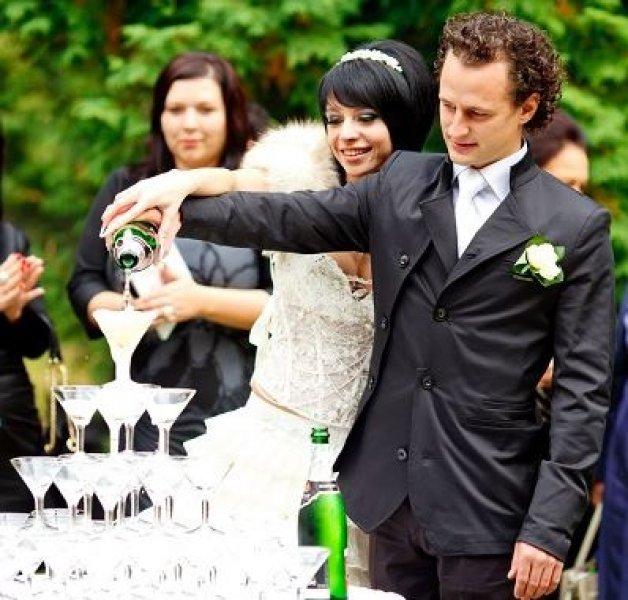 Dünyanın farklı ülkelerindeki gelinlik modelleri 