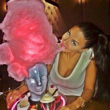 Kürt manken Mariam Rod