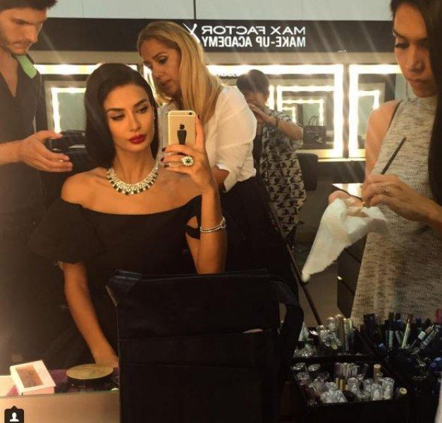 Kürt manken Mariam Rod