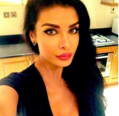 Kürt manken Mariam Rod