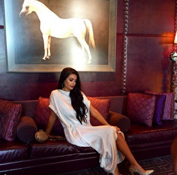 Kürt manken Mariam Rod