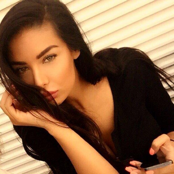 Kürt manken Mariam Rod