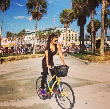 Kürt manken Mariam Rod