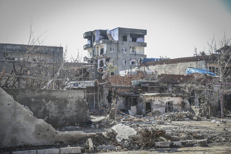 Teröristlerin Cizre'ye verdiği zarar ortaya çıktı