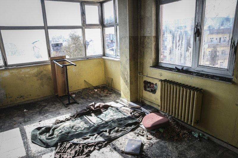 Teröristlerin Cizre'ye verdiği zarar ortaya çıktı