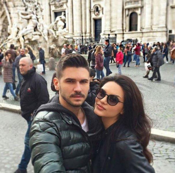 Tolgahan Sayışman'dan sevgilisine Roma sürprizi