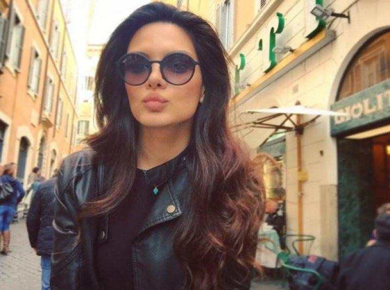 Tolgahan Sayışman'dan sevgilisine Roma sürprizi