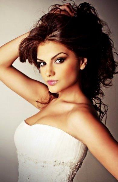 Tolgahan Sayışman'dan sevgilisine Roma sürprizi