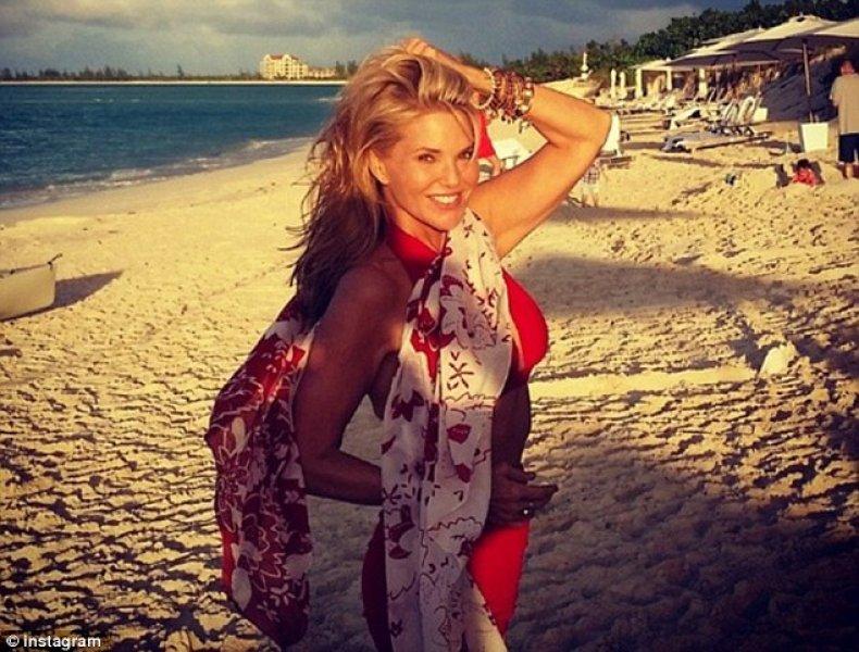 Dünyanın en genç görünen kadını: Christie Brinkley - Resim 13