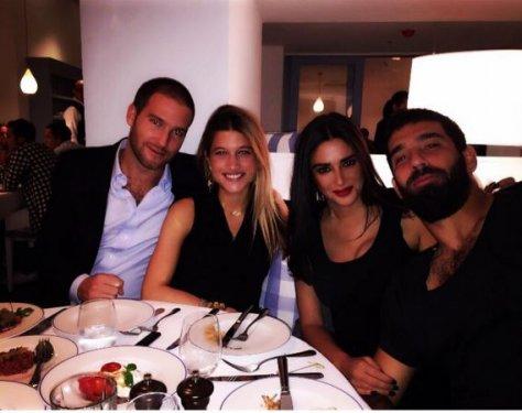 Arda Turan Aslıhan Doğan'la ilk kez el ele görüntülendi