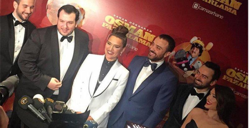 Şahan Gökbakar eşi ile el ele 