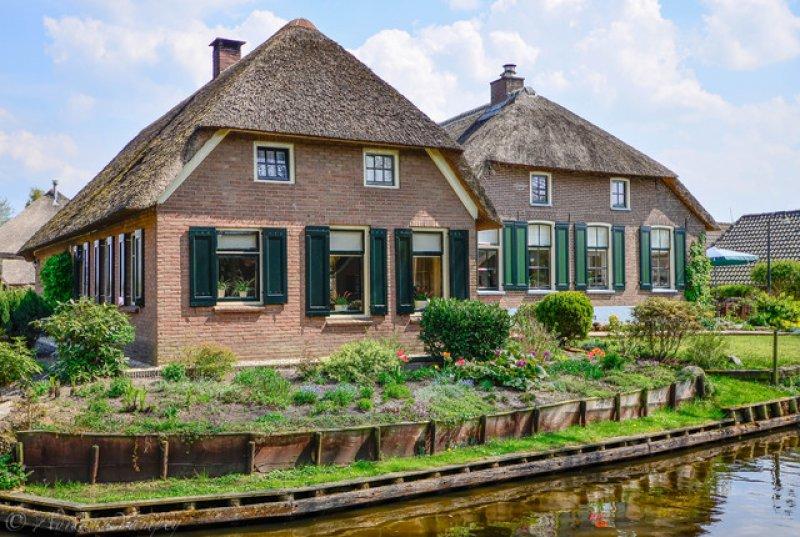 Arabanın yasak olduğu köy: Giethoorn